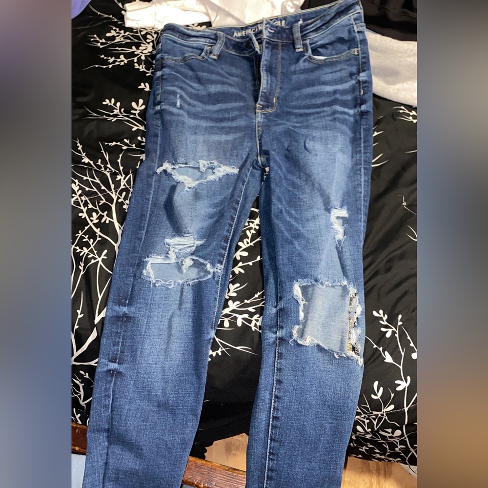 American Eagle Distressed Jeggings